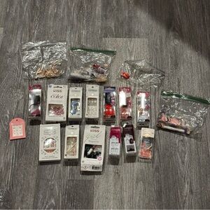 Assorted Press-On & Gel Nail Sets